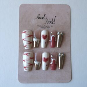 Press on Nails "GoldNLove" photo 1