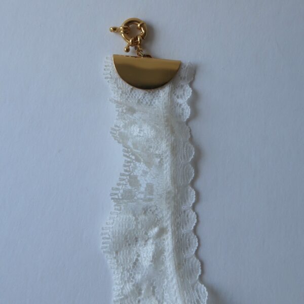 Chocker dentelle blanche fermoir 2