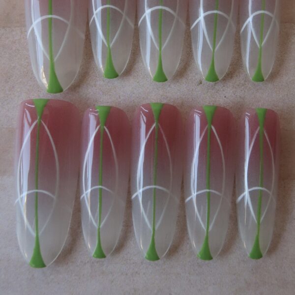 Press on Nails "Pink Lady" Photo 2
