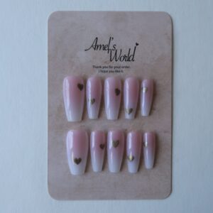 Press on Nails "Love" Photo 1