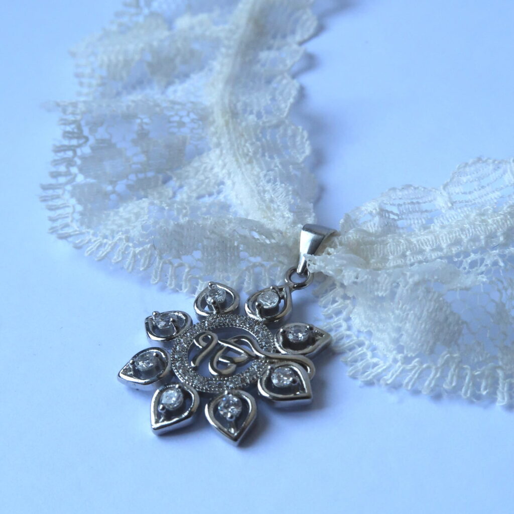 Choker spiritual photo principal